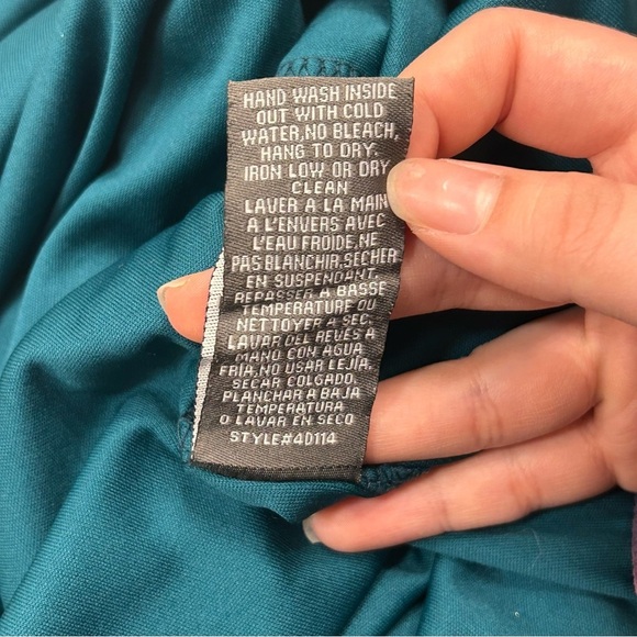 Suzy Sheer green sleeveless dress - Picture 7 of 7